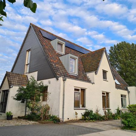 バーレンドレヒト De Gaanderij Bed & Breakfast エクステリア 写真